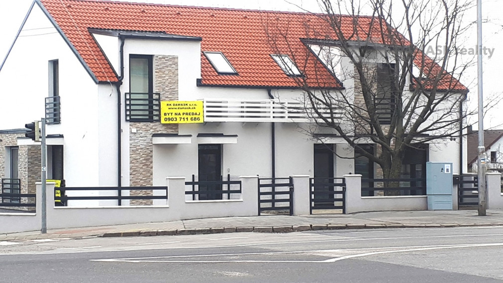 3 izbový byt - tehlový  RD - v mestečku Svätý Jur - len 7 km od Bratislavy